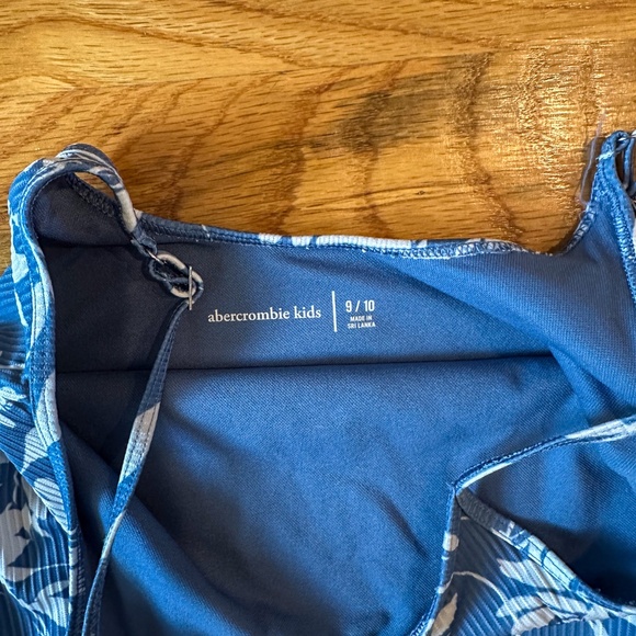 Abercrombie Kids Blue and White Print One Piece Bathing Suit - sz 9/10 - Picture 3 of 4